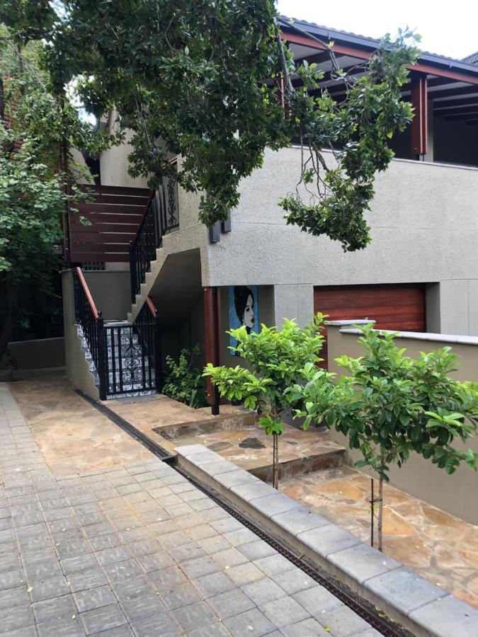 Bella Blue Guesthouse Bloemfontein Luaran gambar